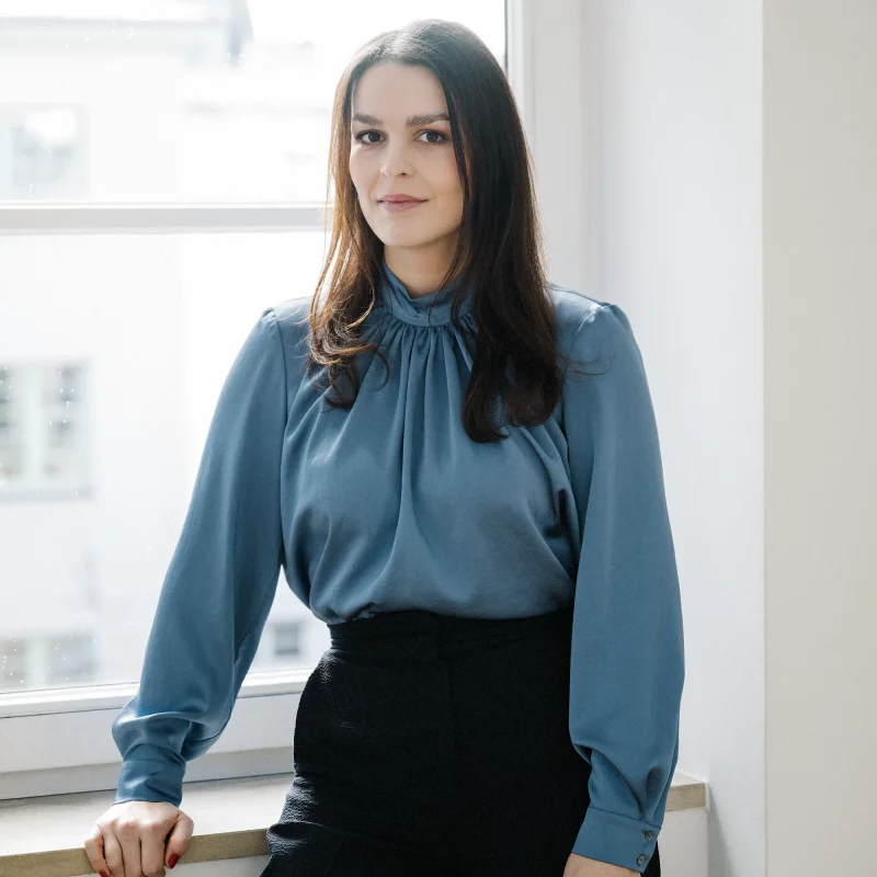 Portrait von Rechtsanwältin Amely Sophie Platz, Kanzlei TEAL